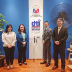 フイリピン大使館でセミナーの打ち合わせ